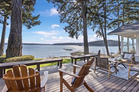 9351 Reef Point Lane La Conner WA 98257