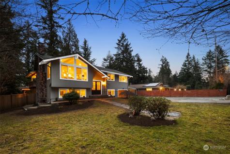 15906 Newport Bellevue WA 98006