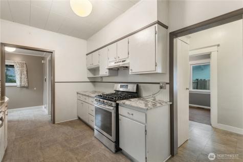 1628 Mcdougall Avenue Everett WA 98201