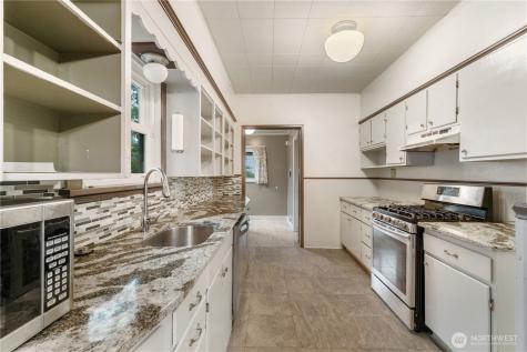 1628 Mcdougall Avenue Everett WA 98201