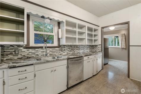 1628 Mcdougall Avenue Everett WA 98201