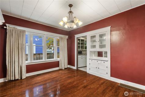 1628 Mcdougall Avenue Everett WA 98201