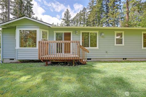 611 SW Camano Drive Camano Island WA 98282