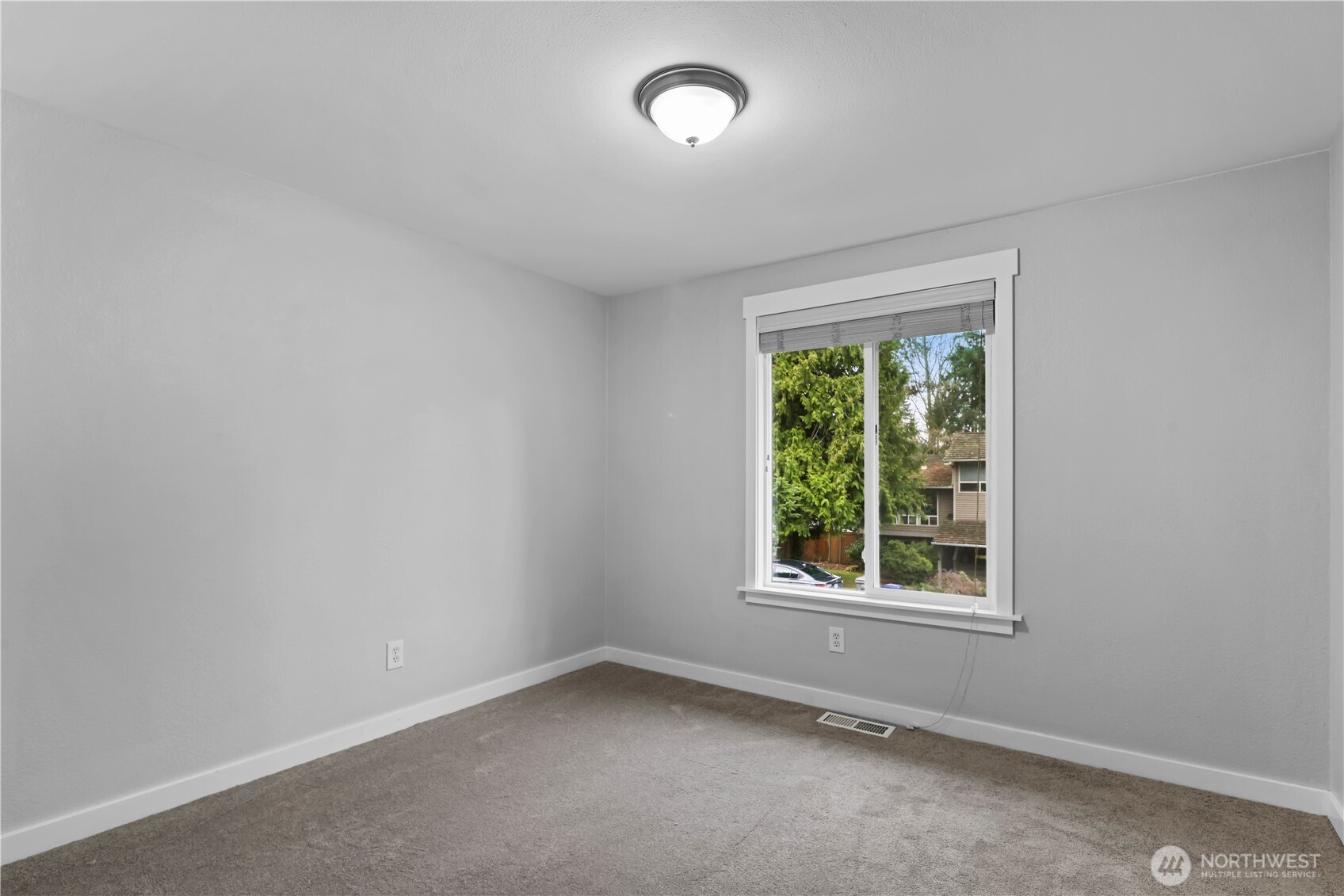 9015 NE 142nd Way Kirkland WA 98034