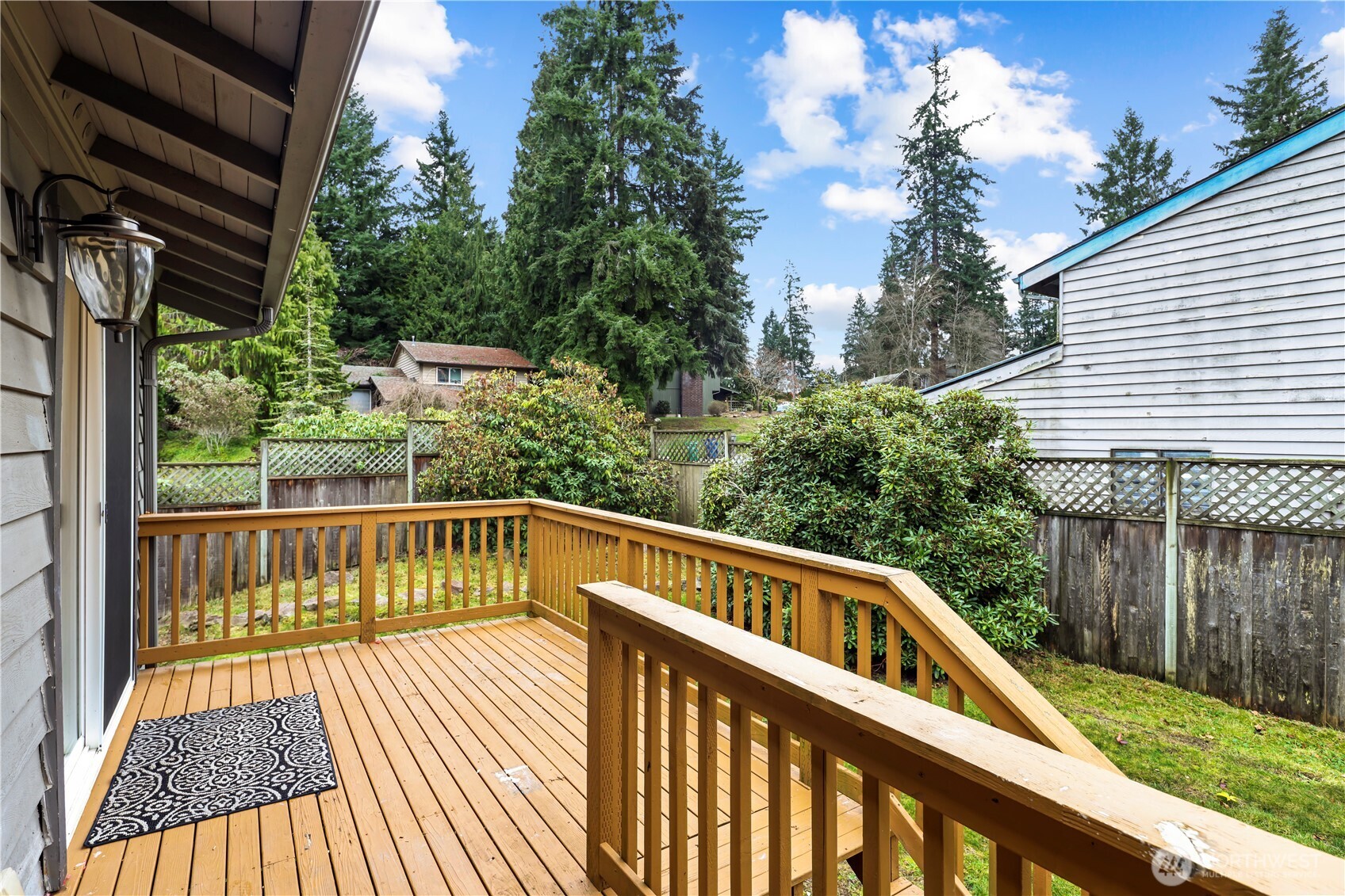 9015 NE 142nd Way Kirkland WA 98034