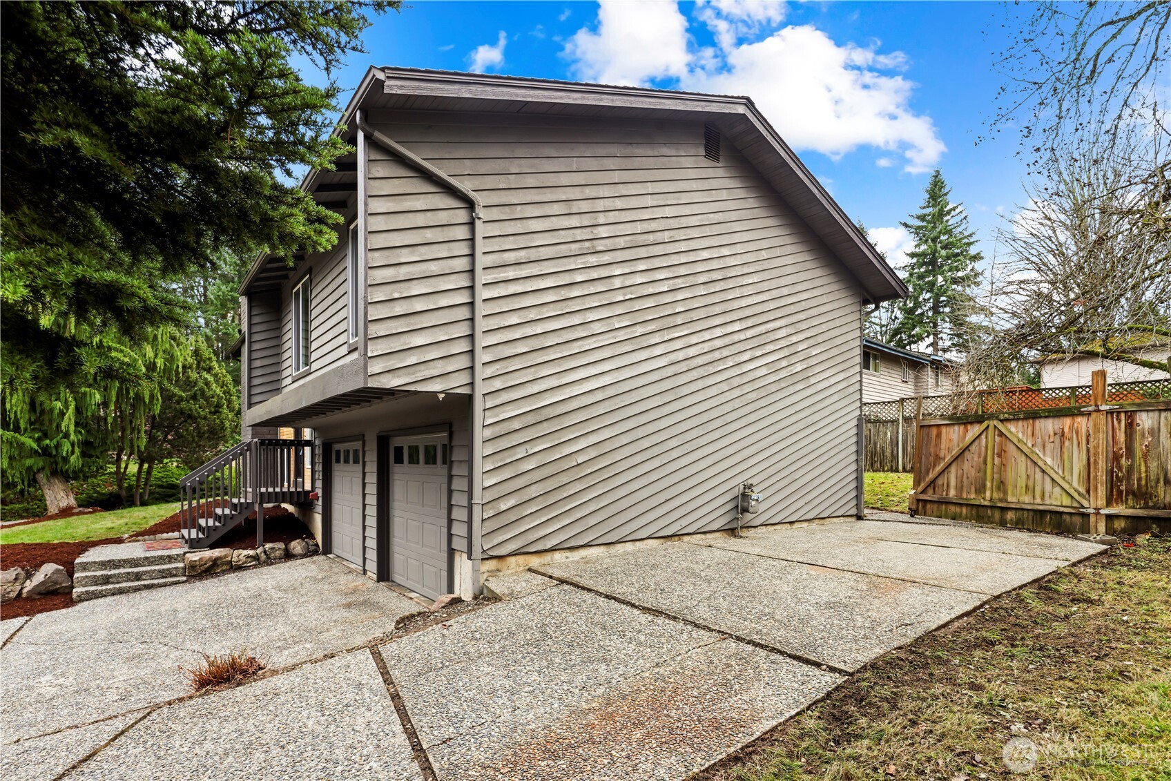 9015 NE 142nd Way Kirkland WA 98034