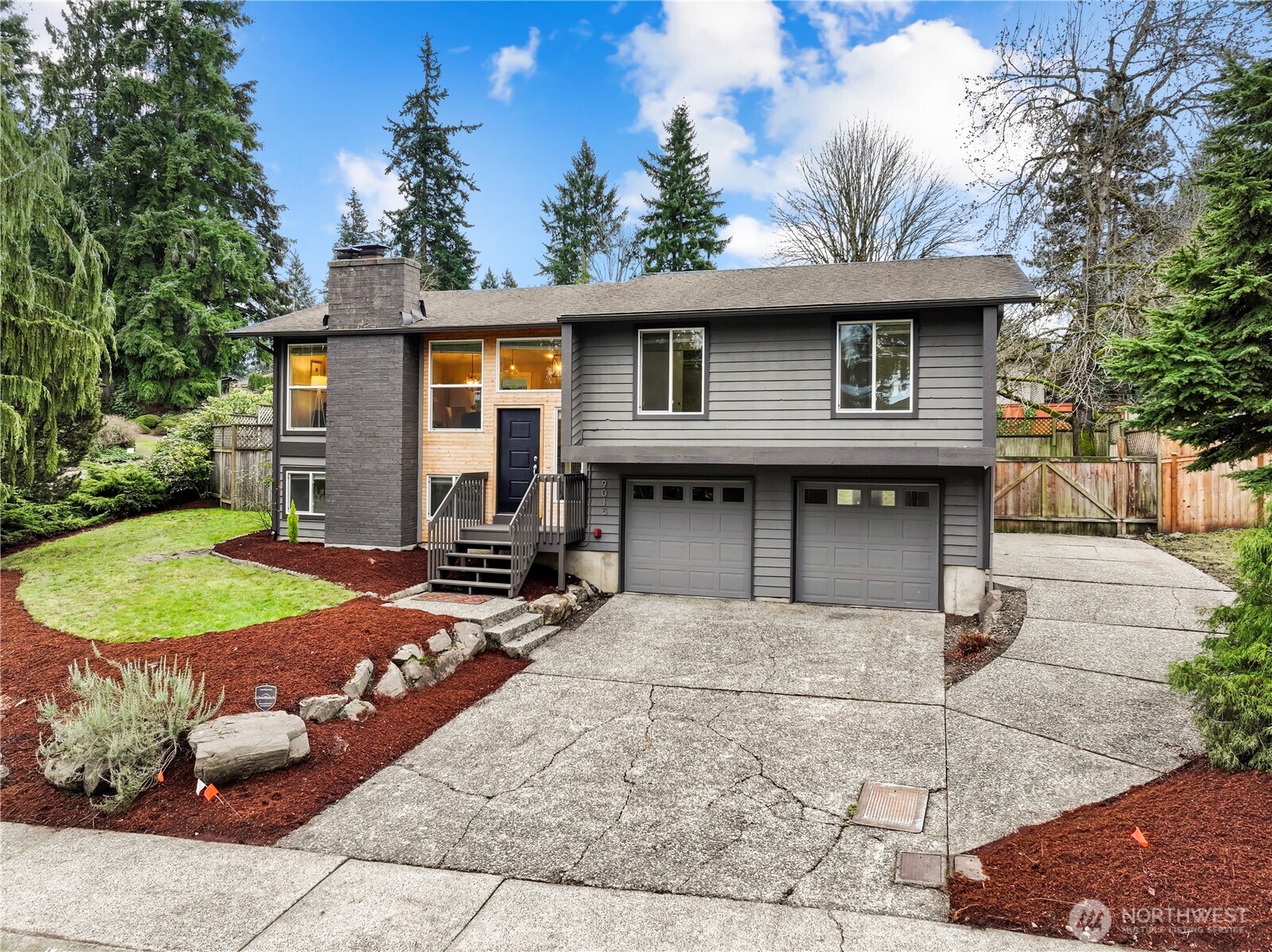 9015 NE 142nd Way Kirkland WA 98034