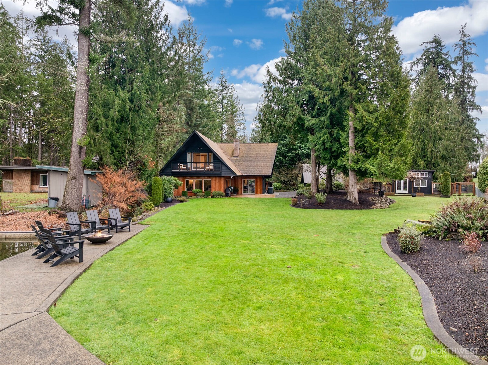 12528 Clear Lake North Road E Eatonville WA 98328
