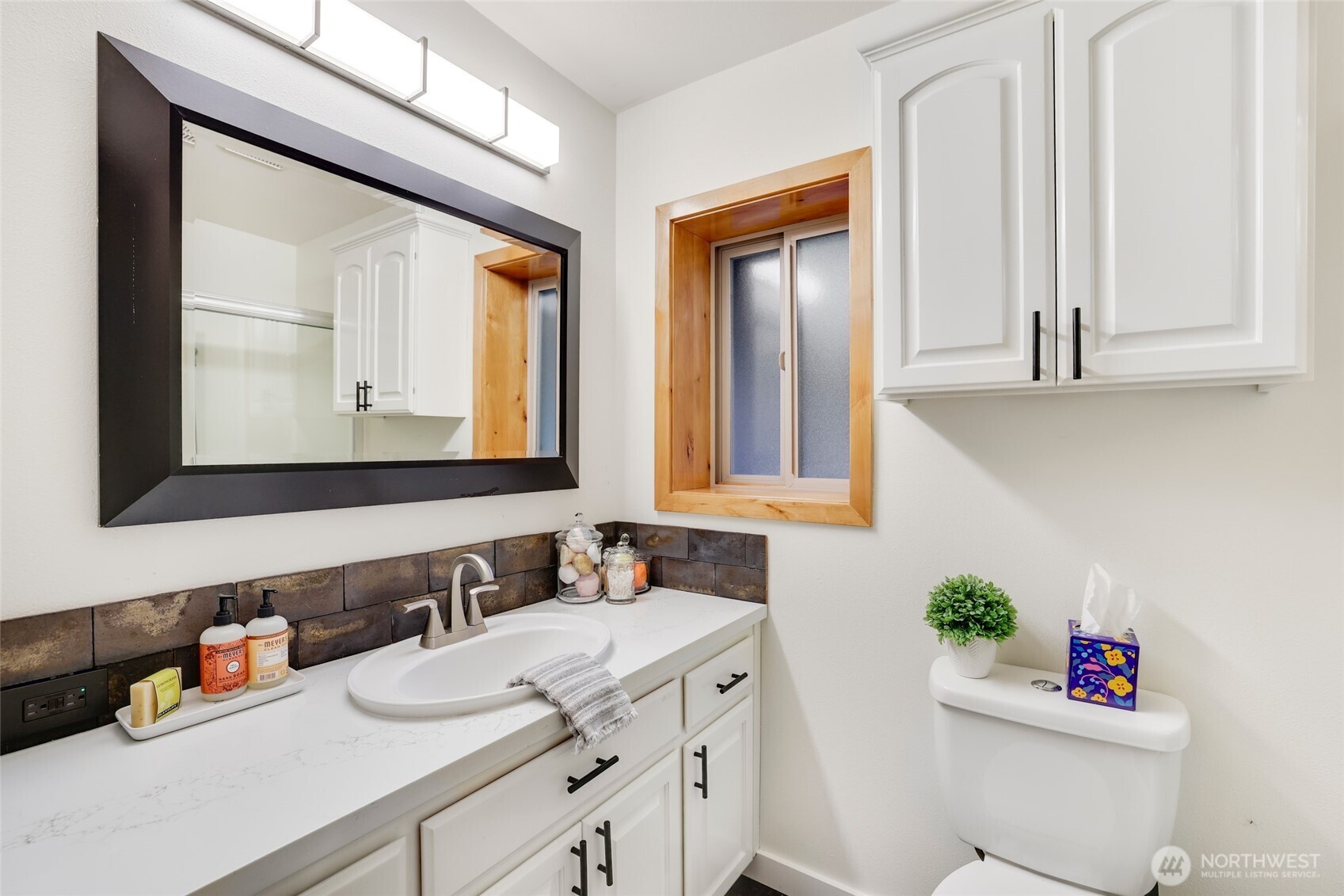 12528 Clear Lake North Road E Eatonville WA 98328