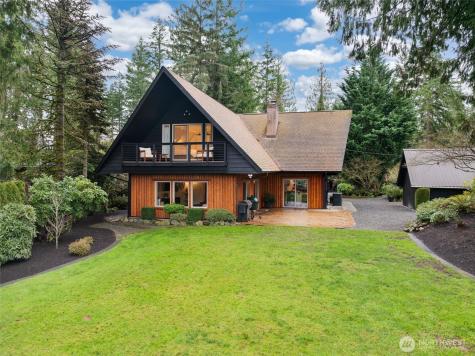 12528 Clear Lake North Road E Eatonville WA 98328