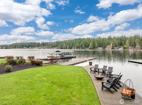 12528 Clear Lake North Road E Eatonville WA 98328