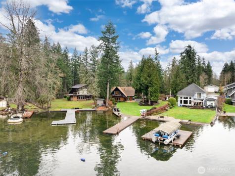 12528 Clear Lake North Road E Eatonville WA 98328