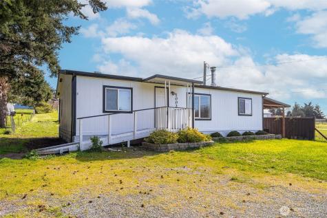 1002 Riepma Avenue Oak Harbor WA 98277