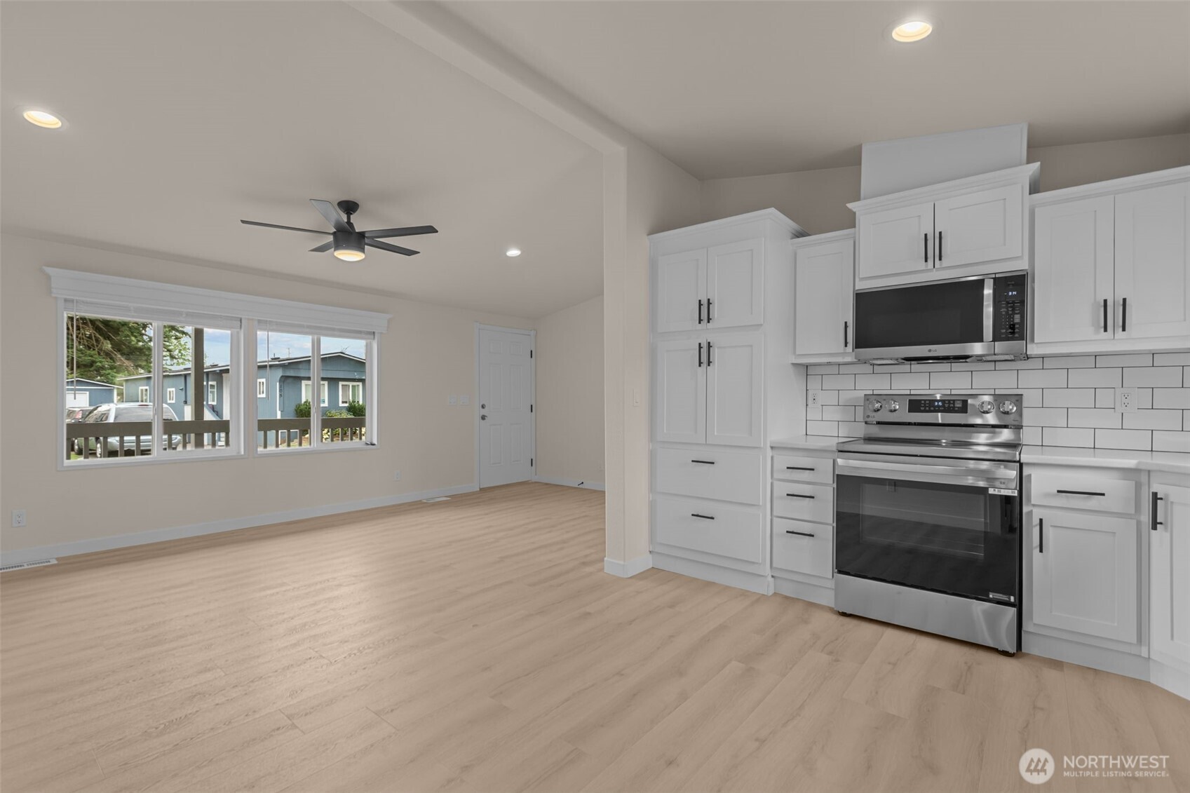 31108 3rd Avenue Black Diamond WA 98010