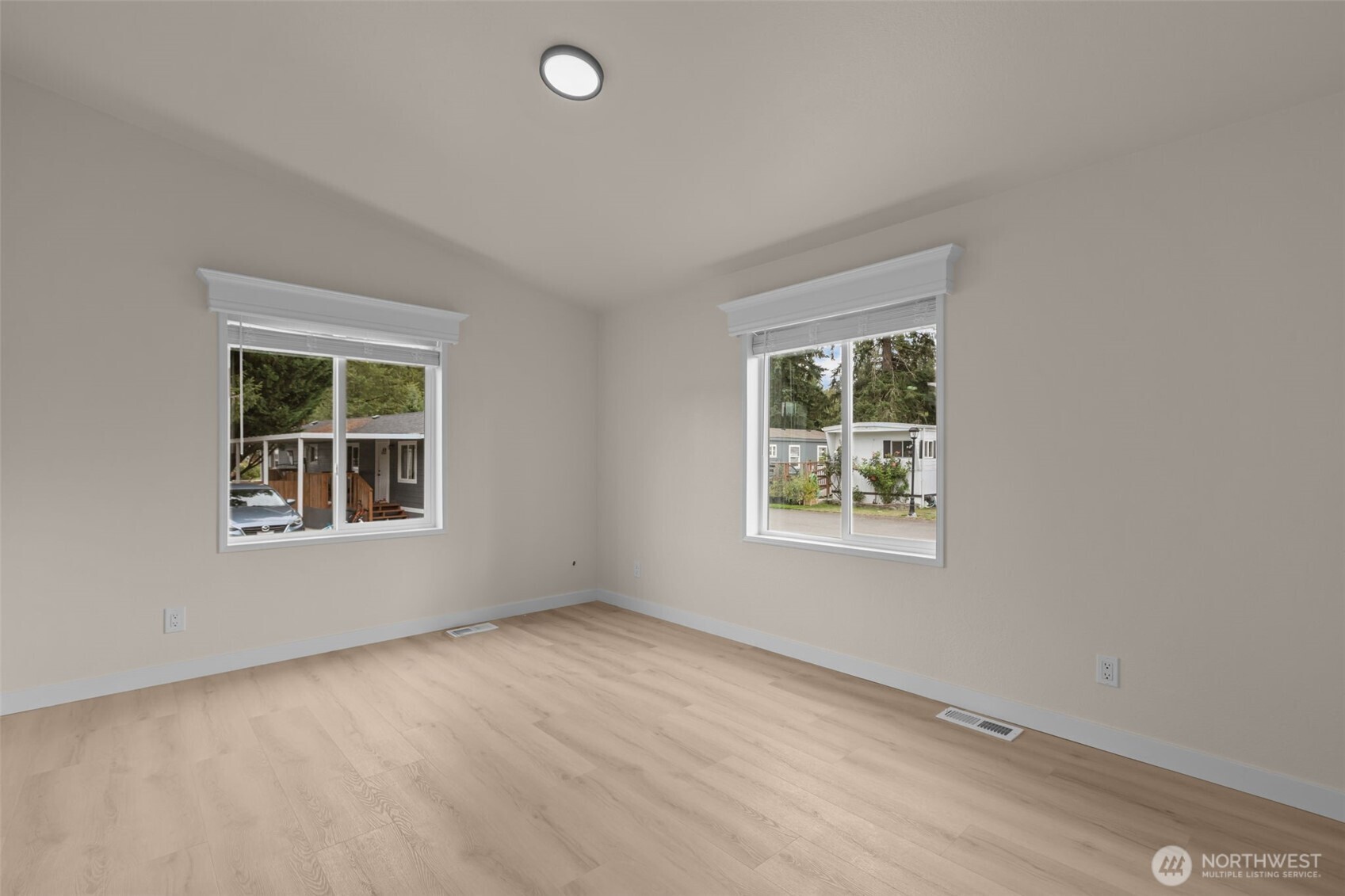 31108 3rd Avenue Black Diamond WA 98010