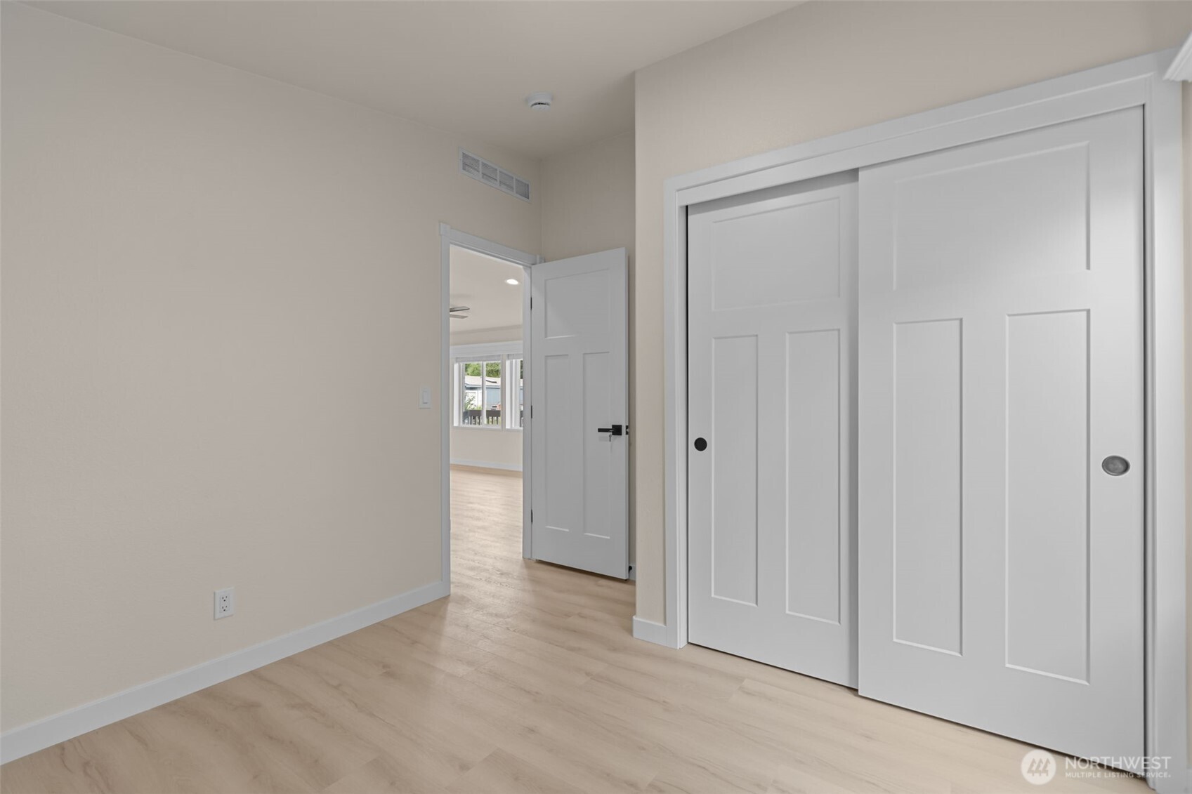 31108 3rd Avenue Black Diamond WA 98010