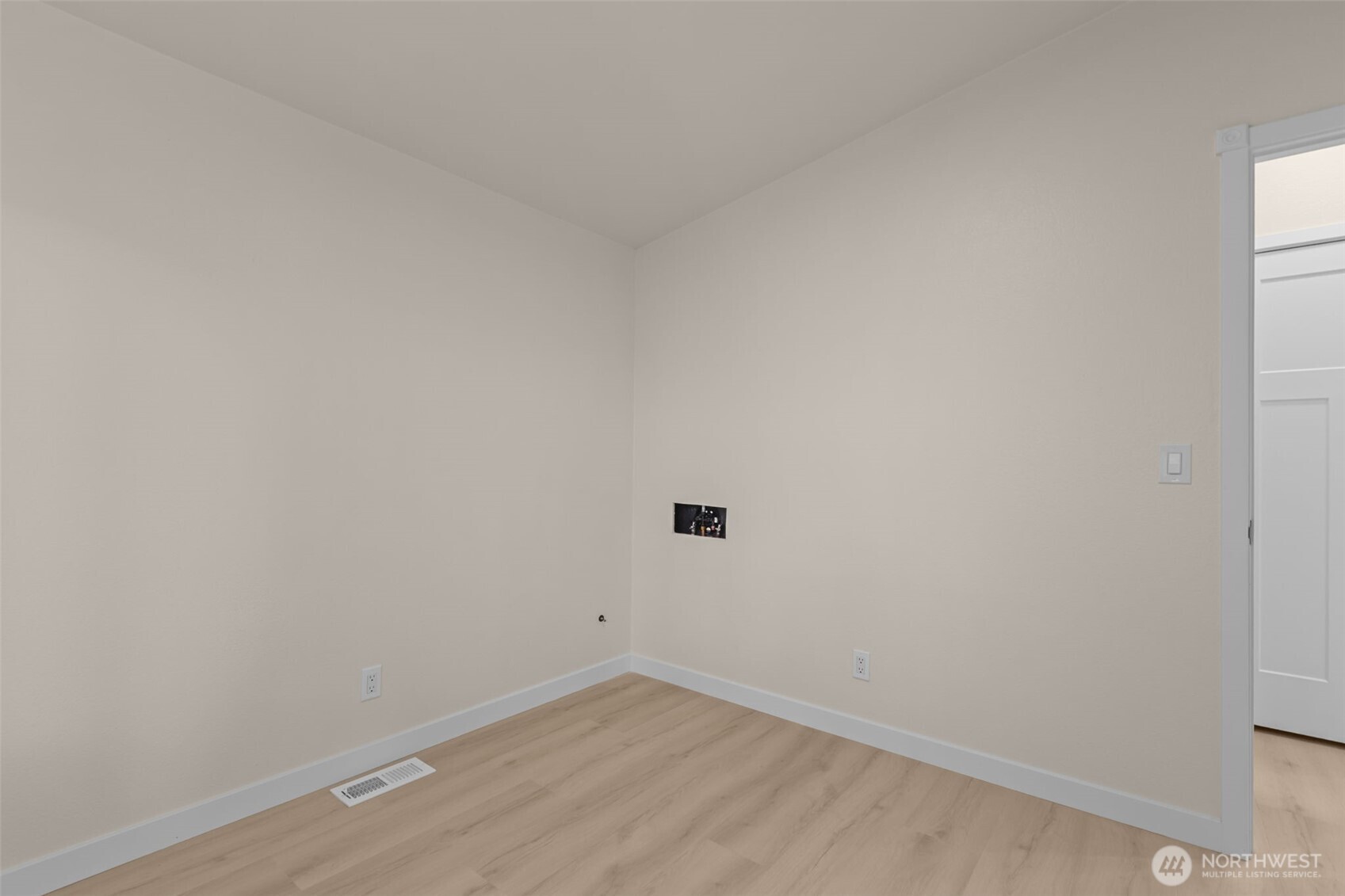 31108 3rd Avenue Black Diamond WA 98010