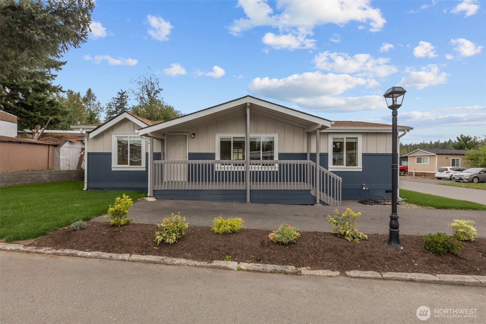 31108 3rd Avenue Black Diamond WA 98010