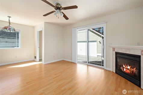 45 N Oak Harbor Street Oak Harbor WA 98277