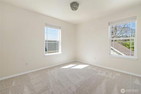 45 N Oak Harbor Street Oak Harbor WA 98277