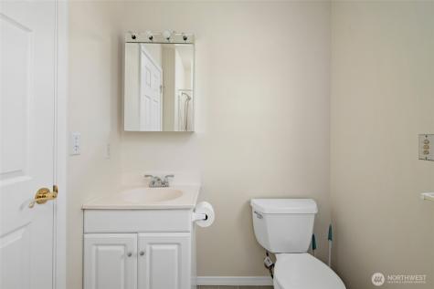 45 N Oak Harbor Street Oak Harbor WA 98277