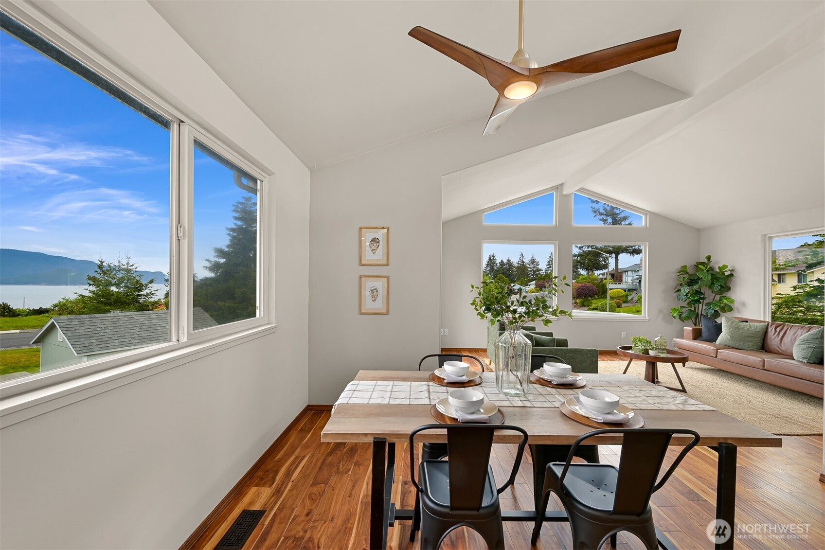4410 San Juan Avenue Anacortes WA 98221
