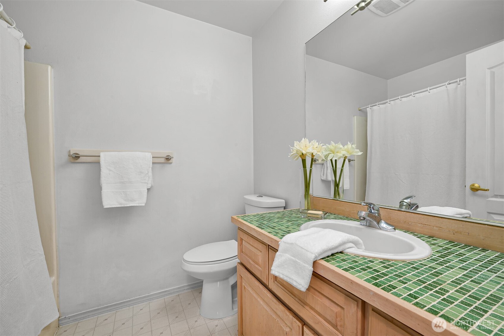 4410 San Juan Avenue Anacortes WA 98221