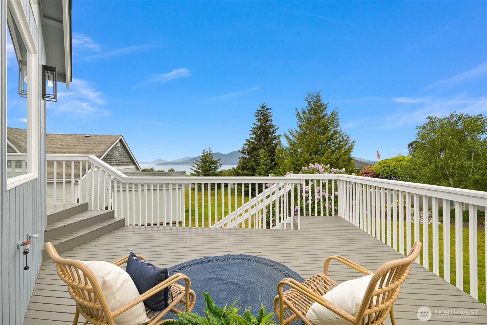 4410 San Juan Avenue Anacortes WA 98221