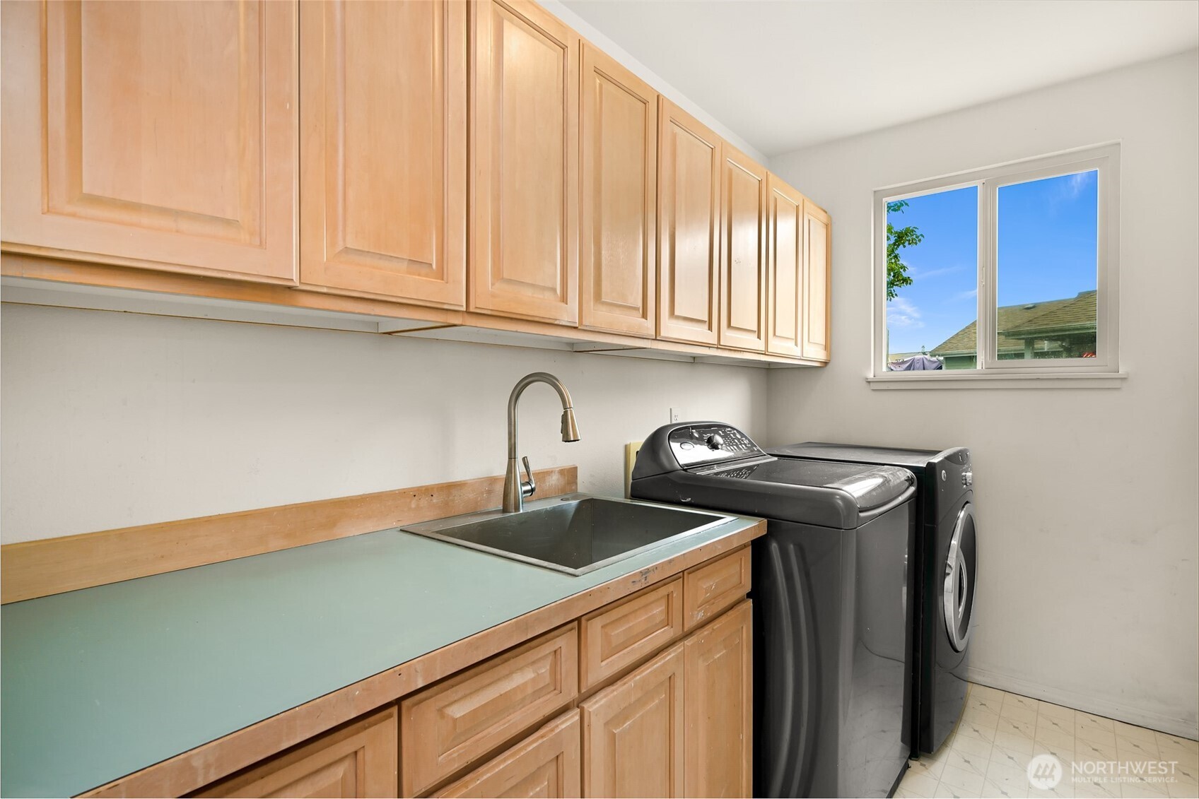 4410 San Juan Avenue Anacortes WA 98221