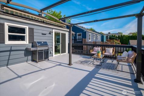 5421 48th Avenue SW Seattle WA 98136