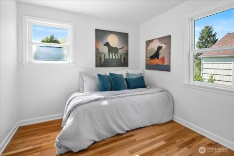 5421 48th Avenue SW Seattle WA 98136