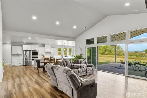 1590 Hunter Road Ellensburg WA 98926