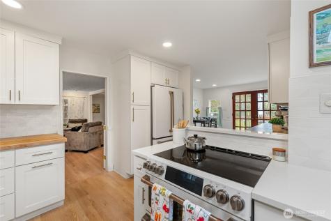 21260 Lake Sixteen Road Mount Vernon WA 98274
