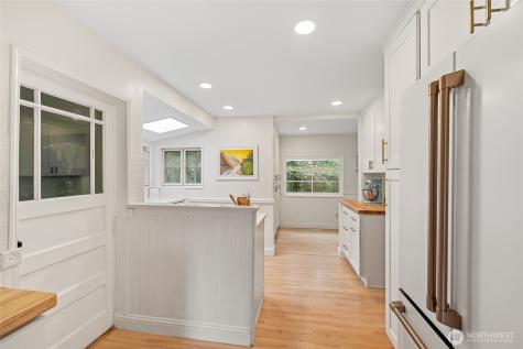 21260 Lake Sixteen Road Mount Vernon WA 98274