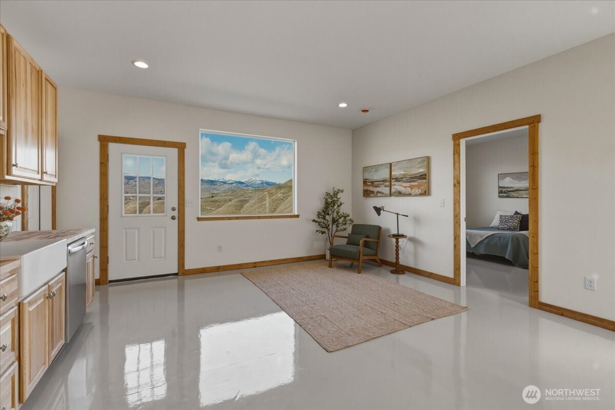 2 Island View Lane Methow WA 98834