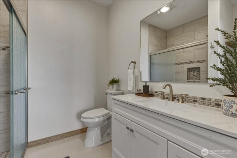 2 Island View Lane Methow WA 98834