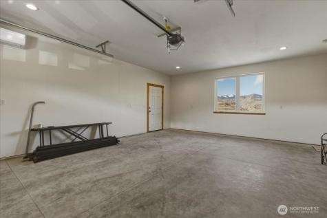 2 Island View Lane Methow WA 98834