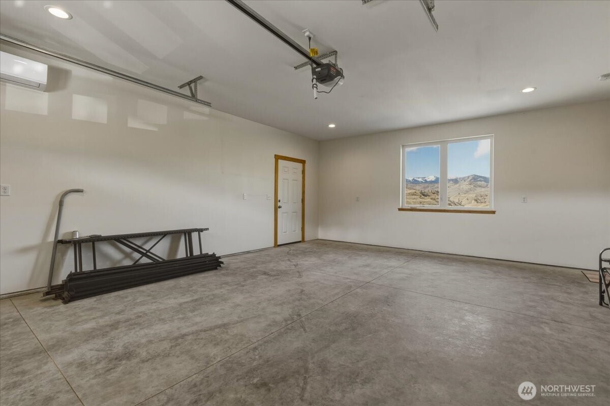 2 Island View Lane Methow WA 98834