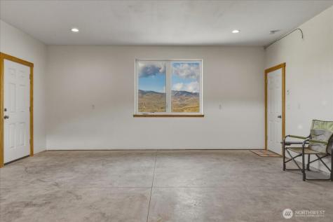 2 Island View Lane Methow WA 98834