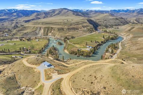 2 Island View Lane Methow WA 98834