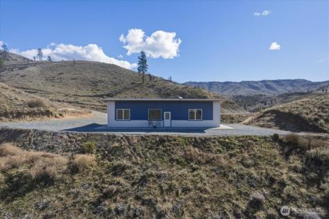 2 Island View Lane Methow WA 98834