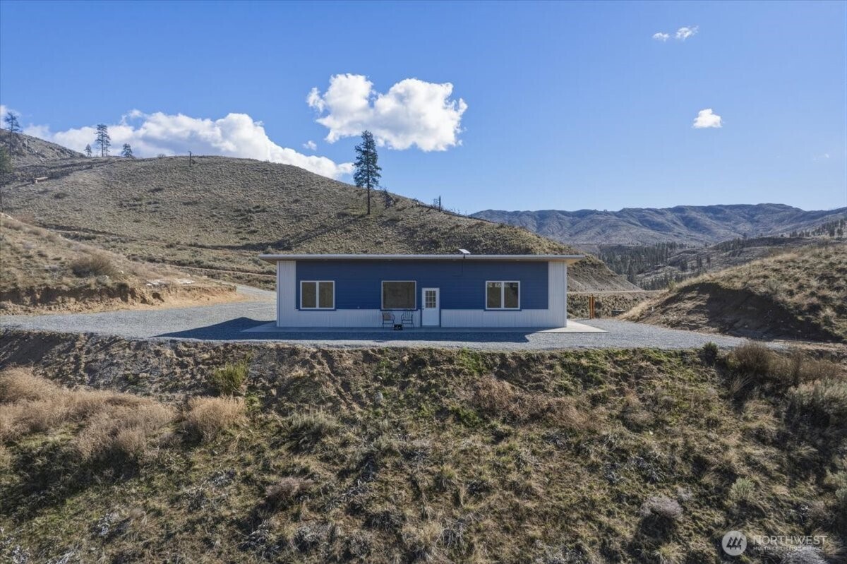 2 Island View Lane Methow WA 98834
