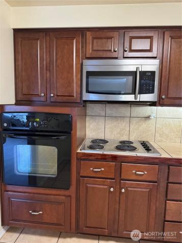 8930 7th Avenue SE Everett WA 98208