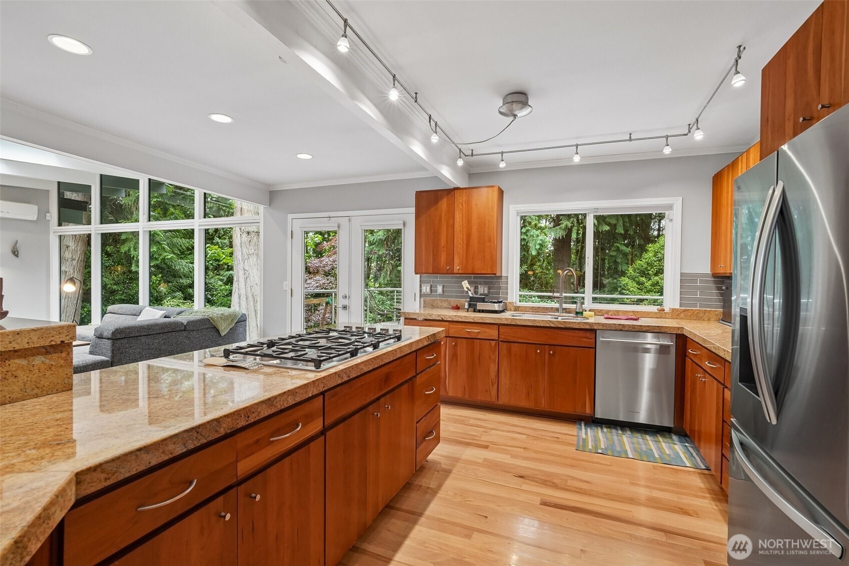 2646 109 Place NE Bellevue WA 98004