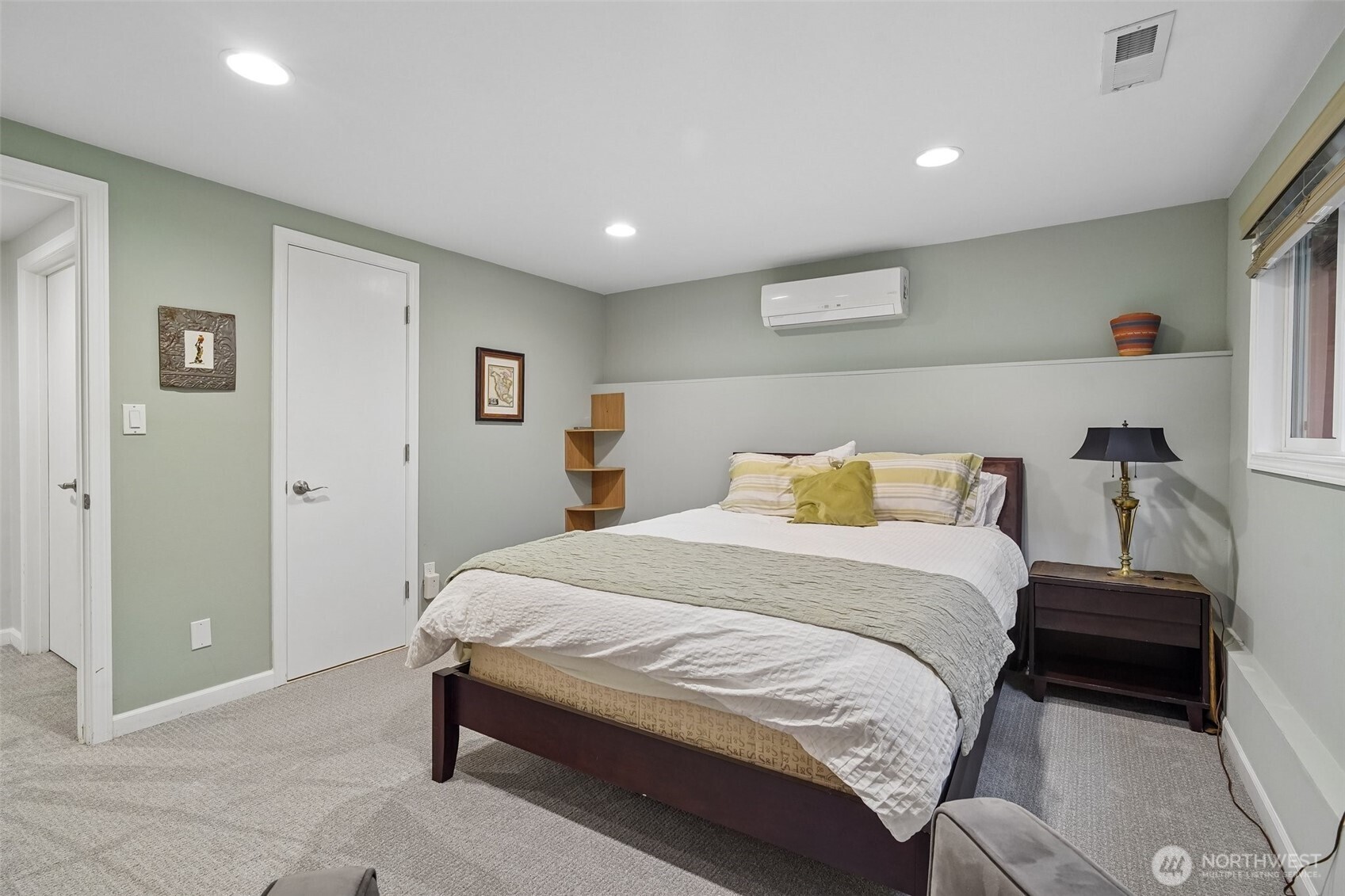 2646 109 Place NE Bellevue WA 98004