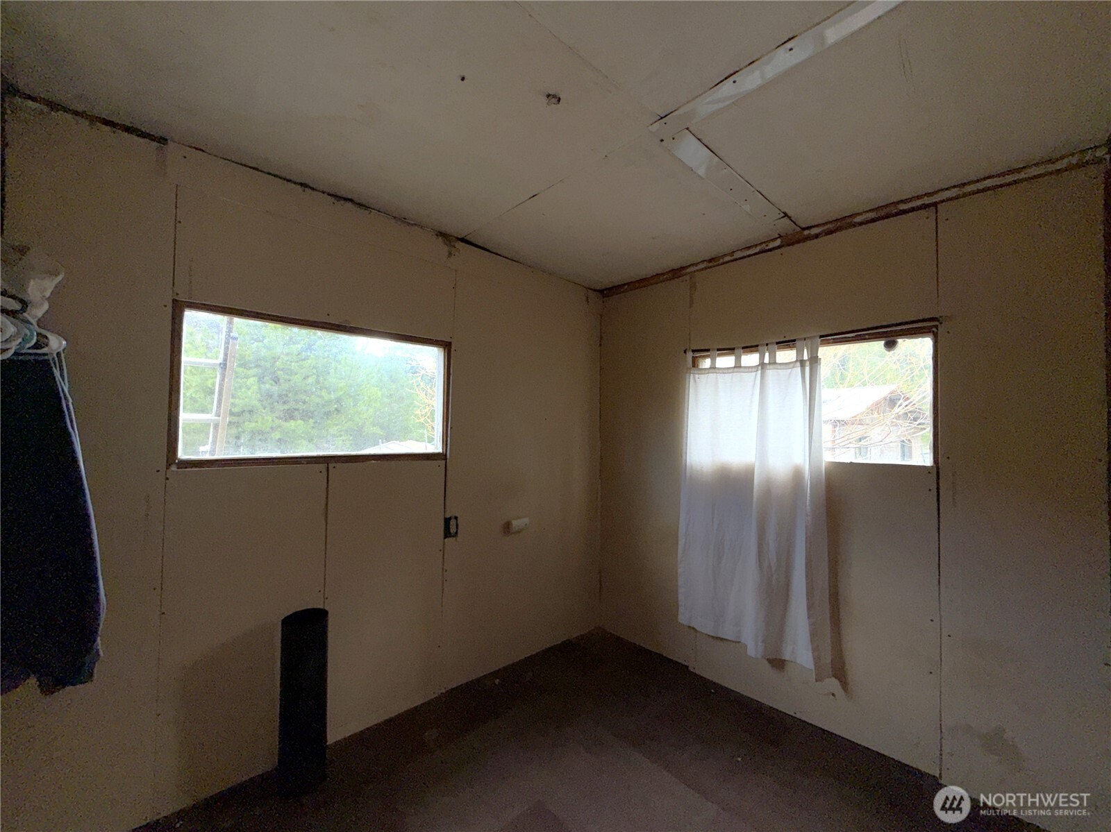 7 Hazel Lane Republic WA 99166