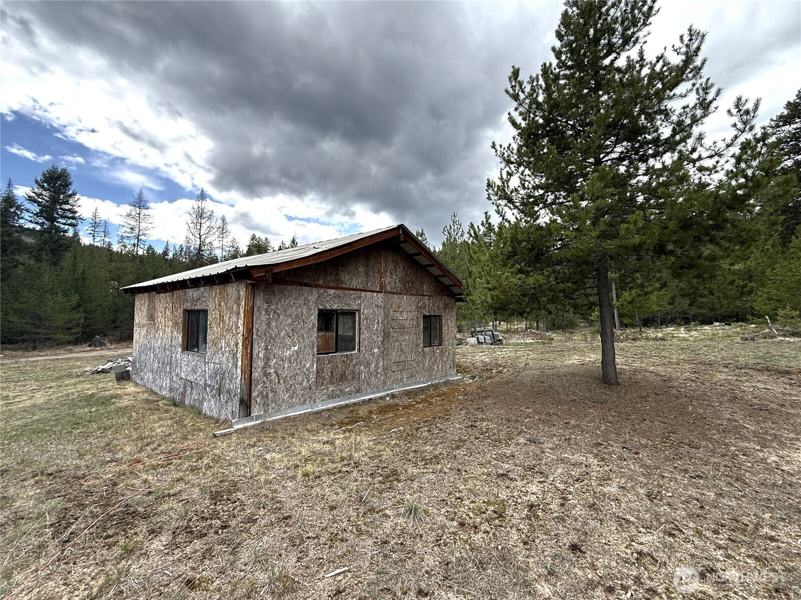7 Hazel Lane Republic WA 99166