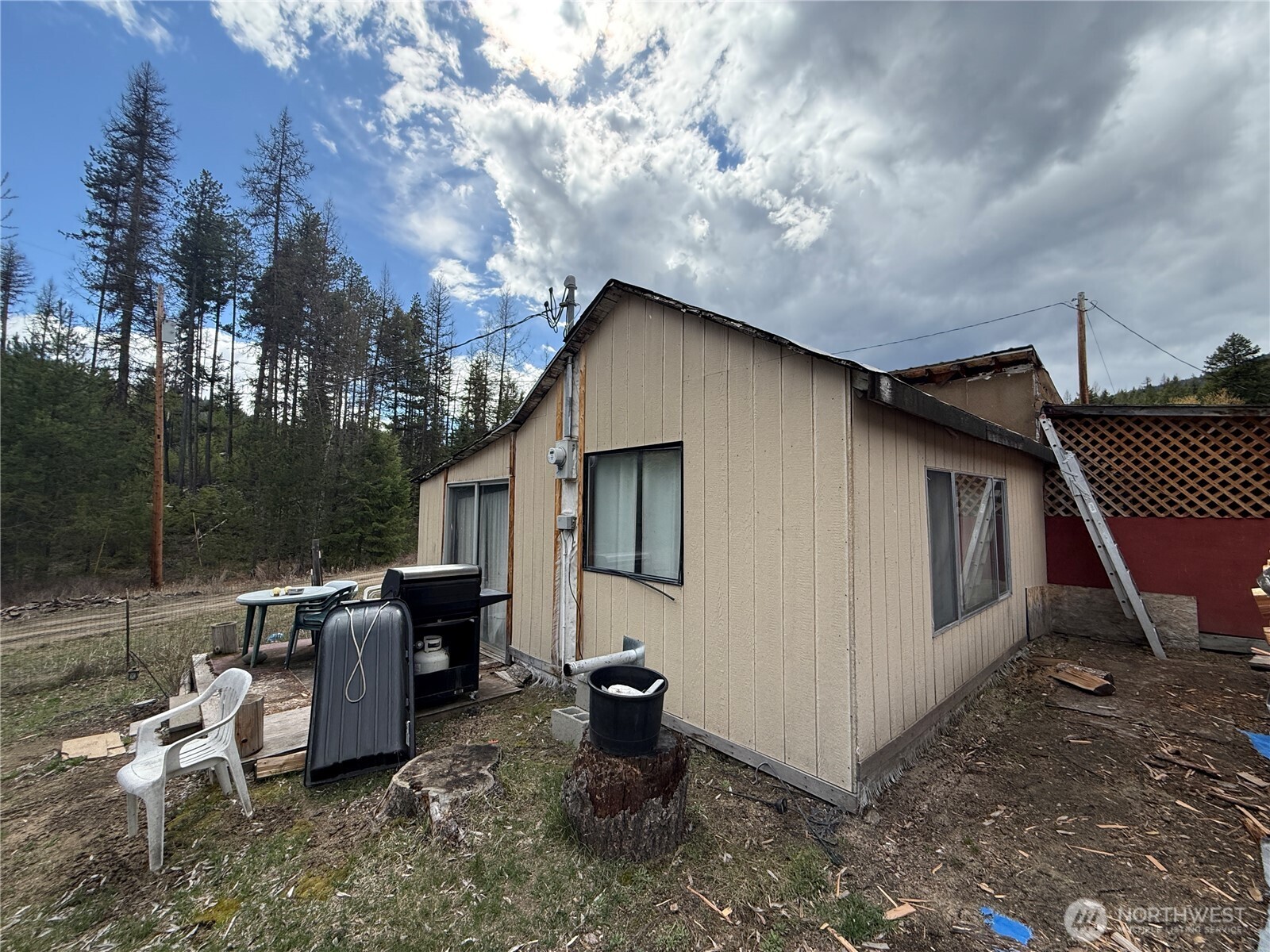 7 Hazel Lane Republic WA 99166