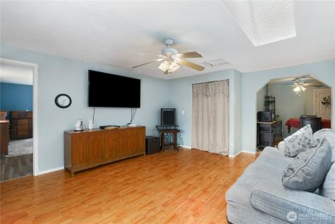 17937 Iris Place SW Rochester WA 98579