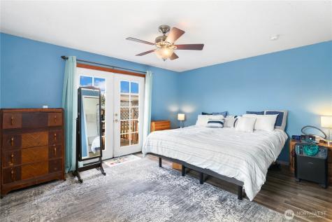 17937 Iris Place SW Rochester WA 98579